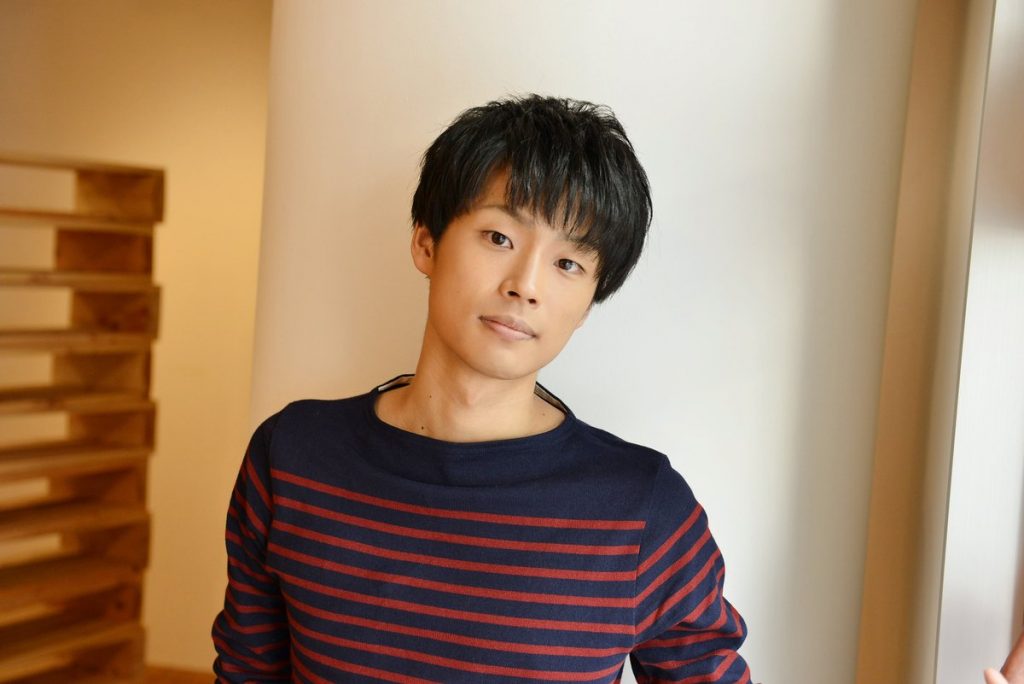 濱健人